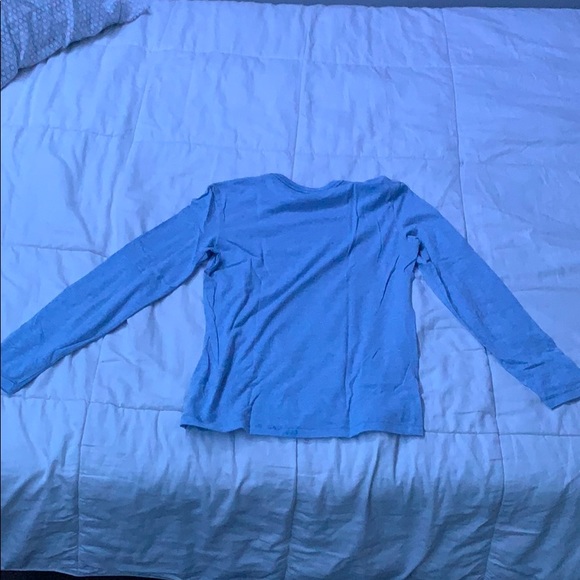 Light Blue American Eagle Long sleeve tee size XS - Picture 2 of 2